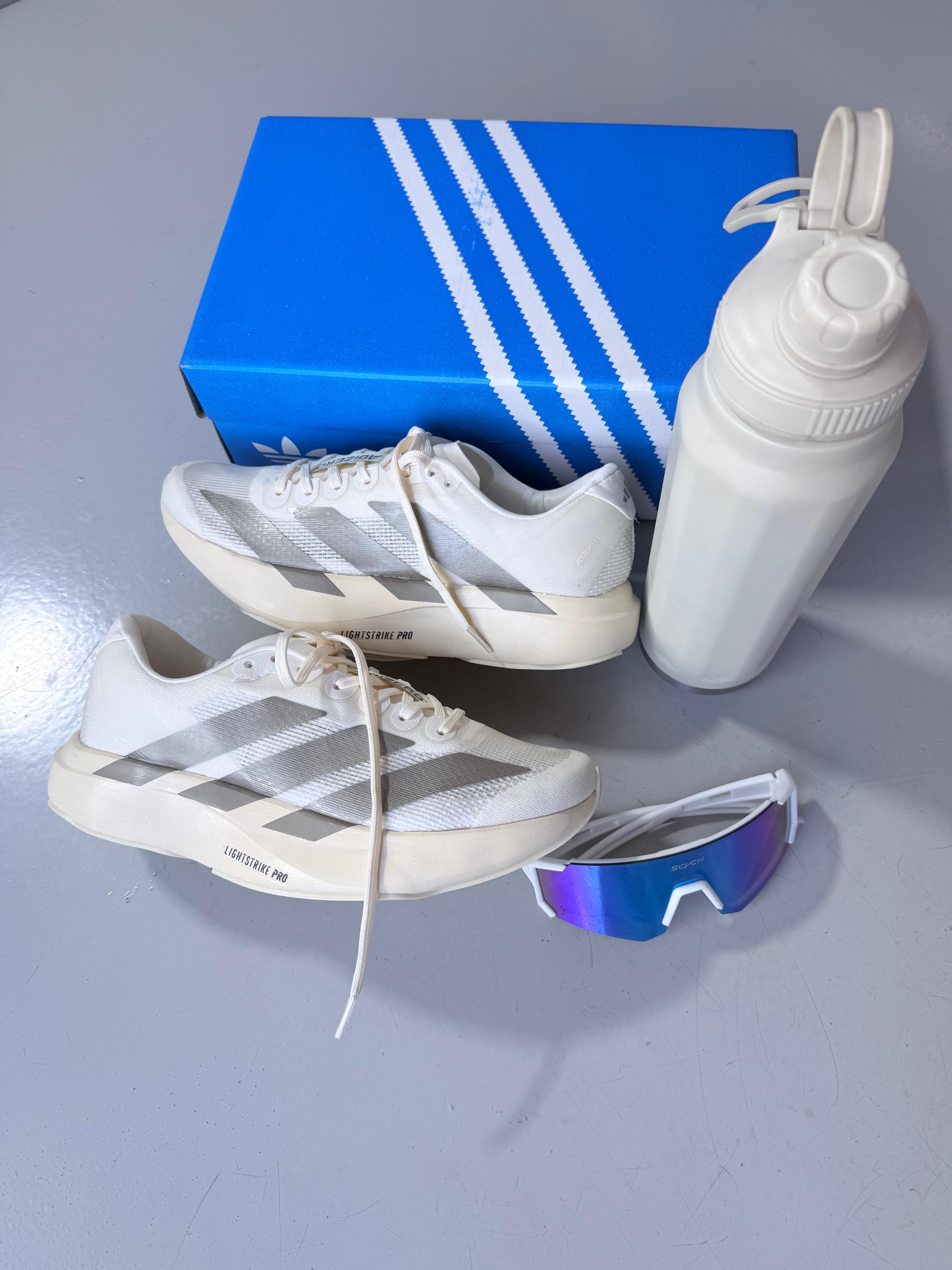 Tênis Adizero Evo SL Off Cinza