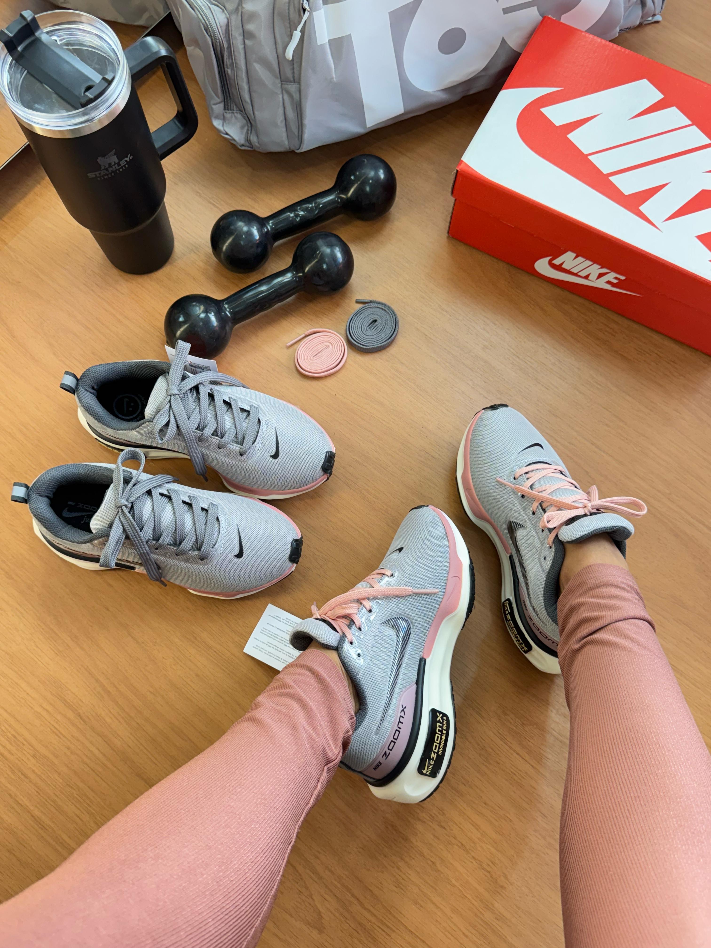 Tênis N. Zoomx Run Cinza Rose