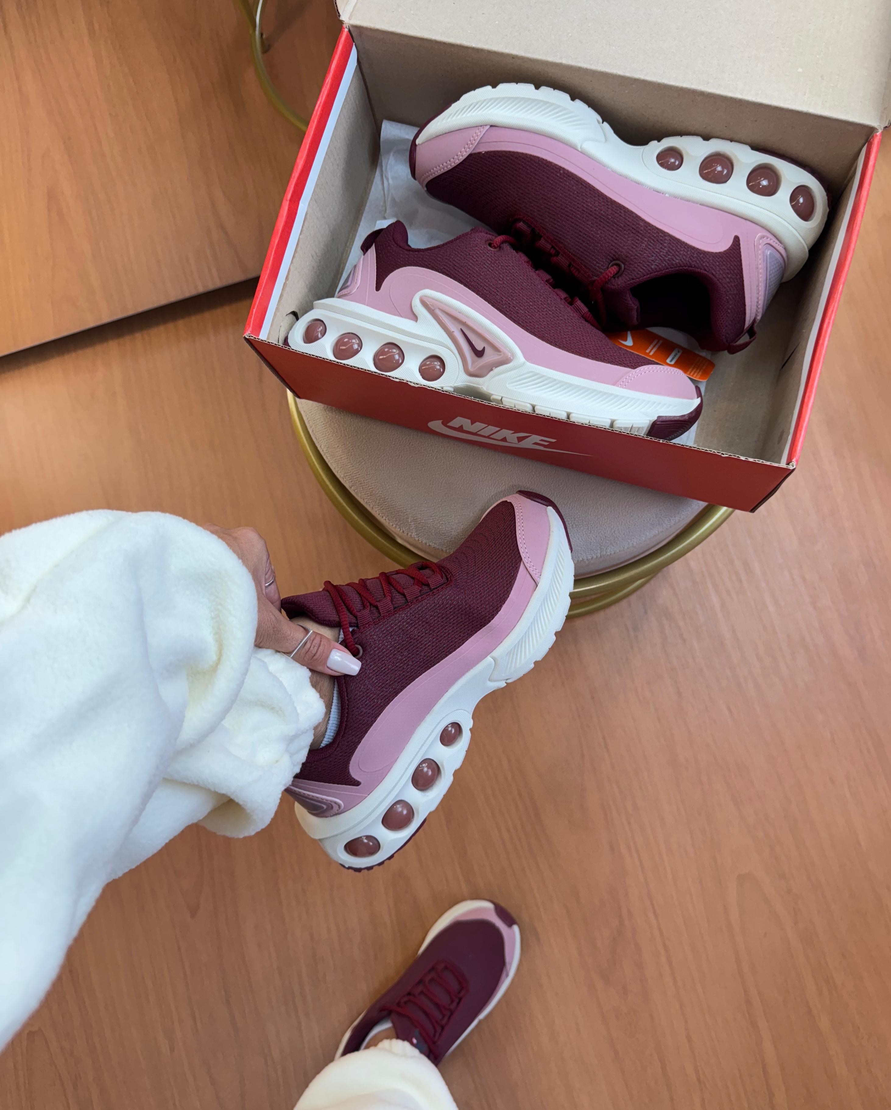 Tênis Air Max DN Marsala