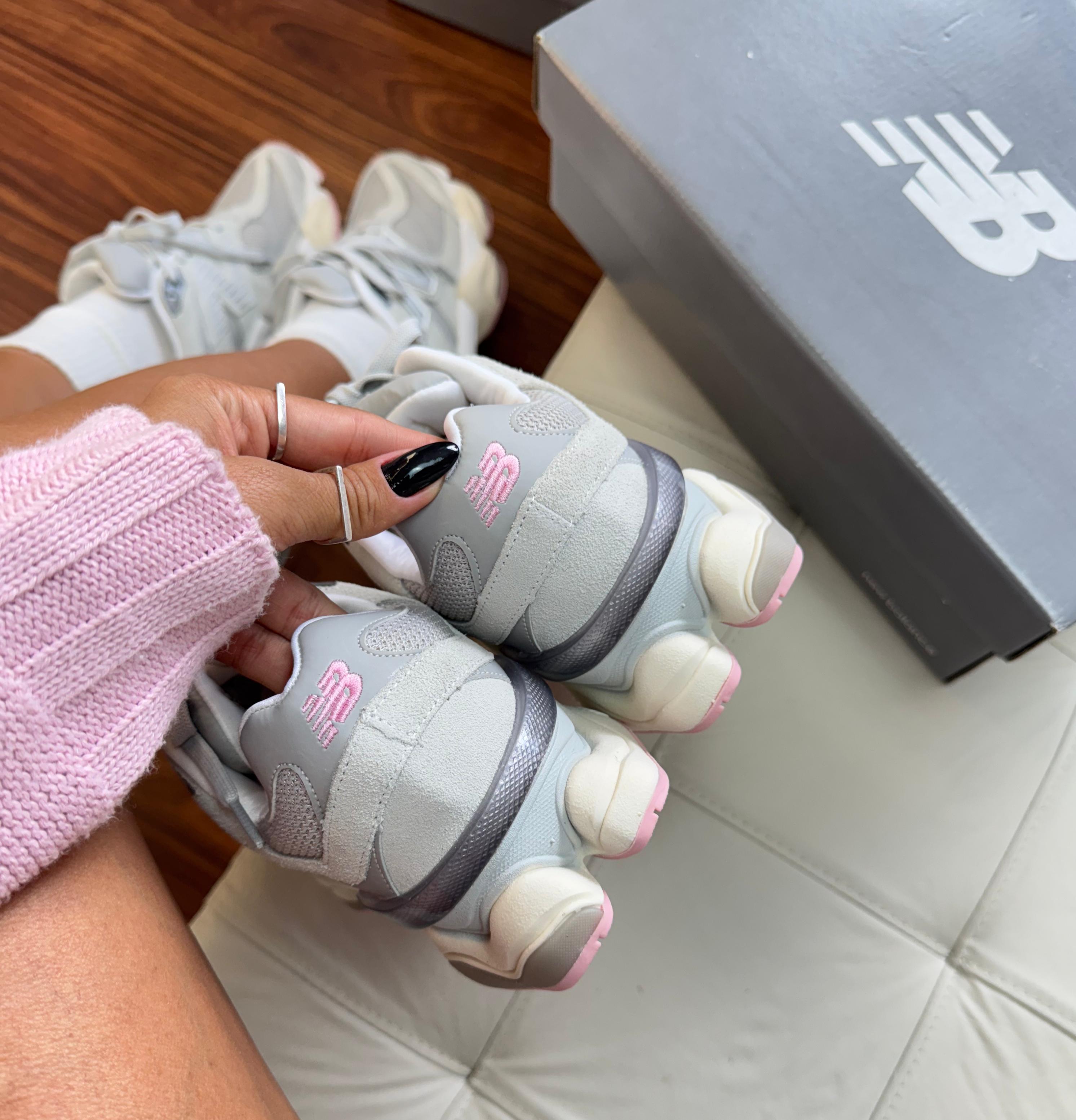 Tênis Balance 9060 Cinza Rosa Couro Legítimo