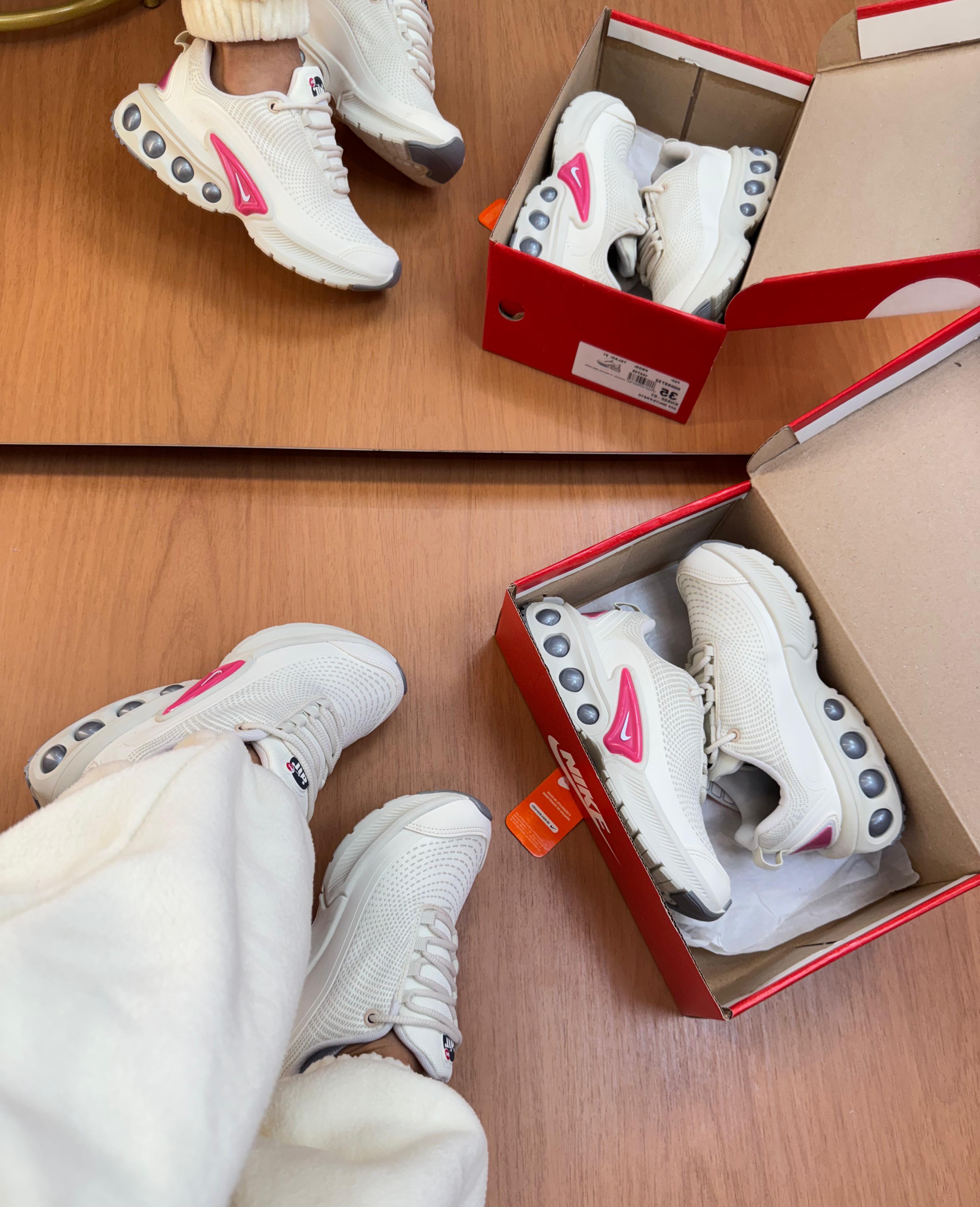 Tênis Air Max DN Off Rosa