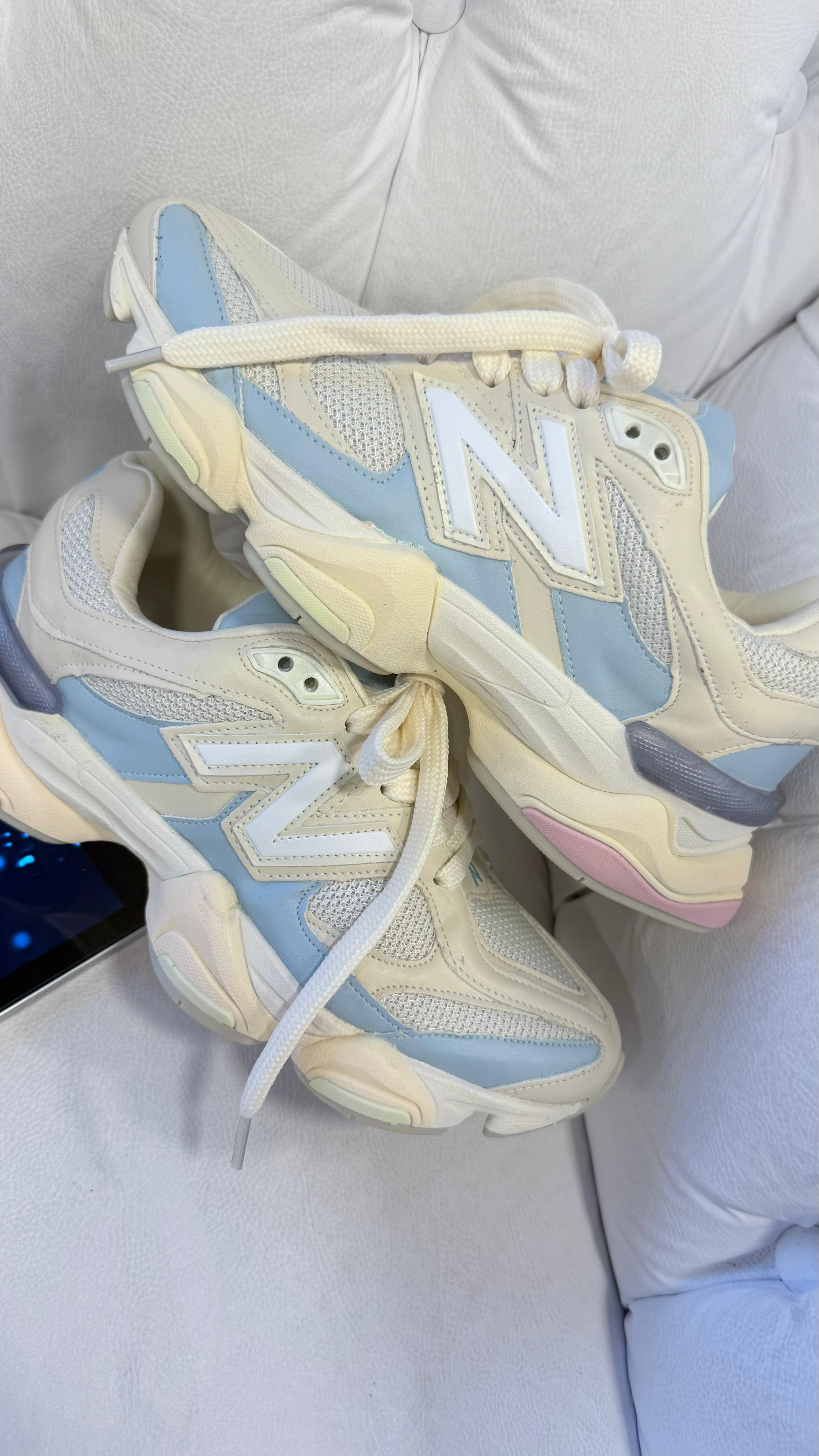 Tênis Balance 9060 Bege Colors Couro Legítimo