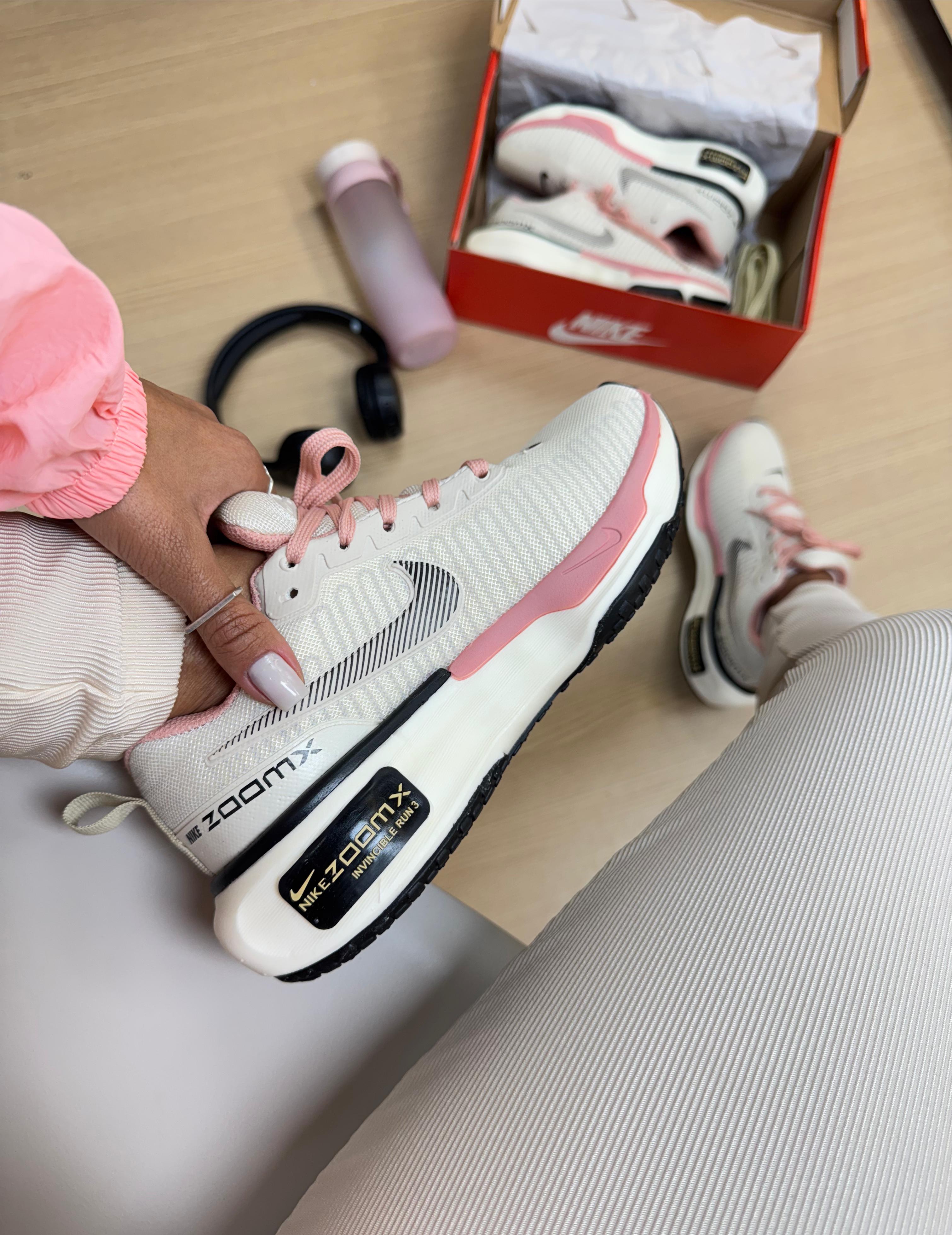 Tênis N. Zoomx Run Branco Rose