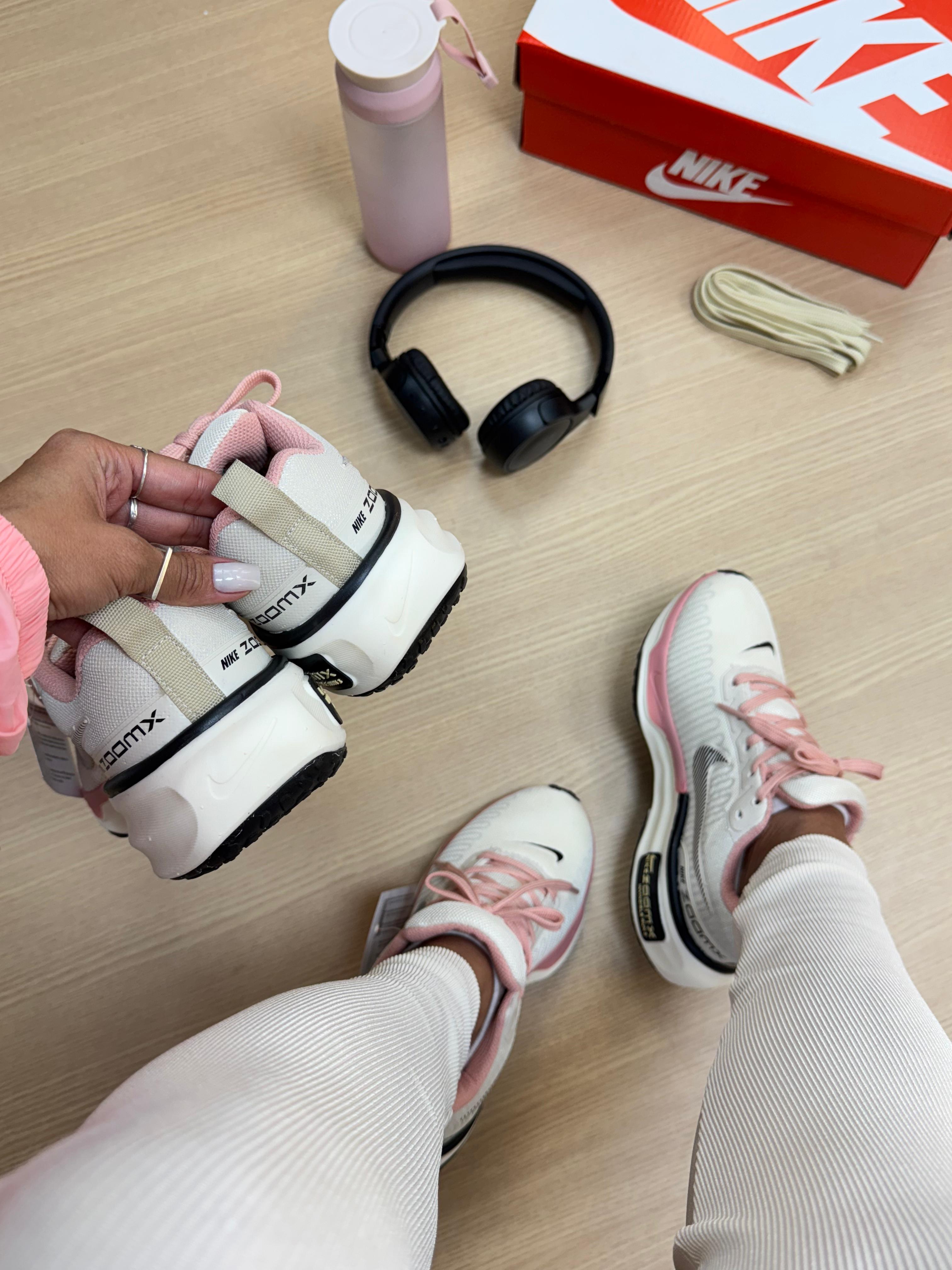 Tênis N. Zoomx Run Branco Rose