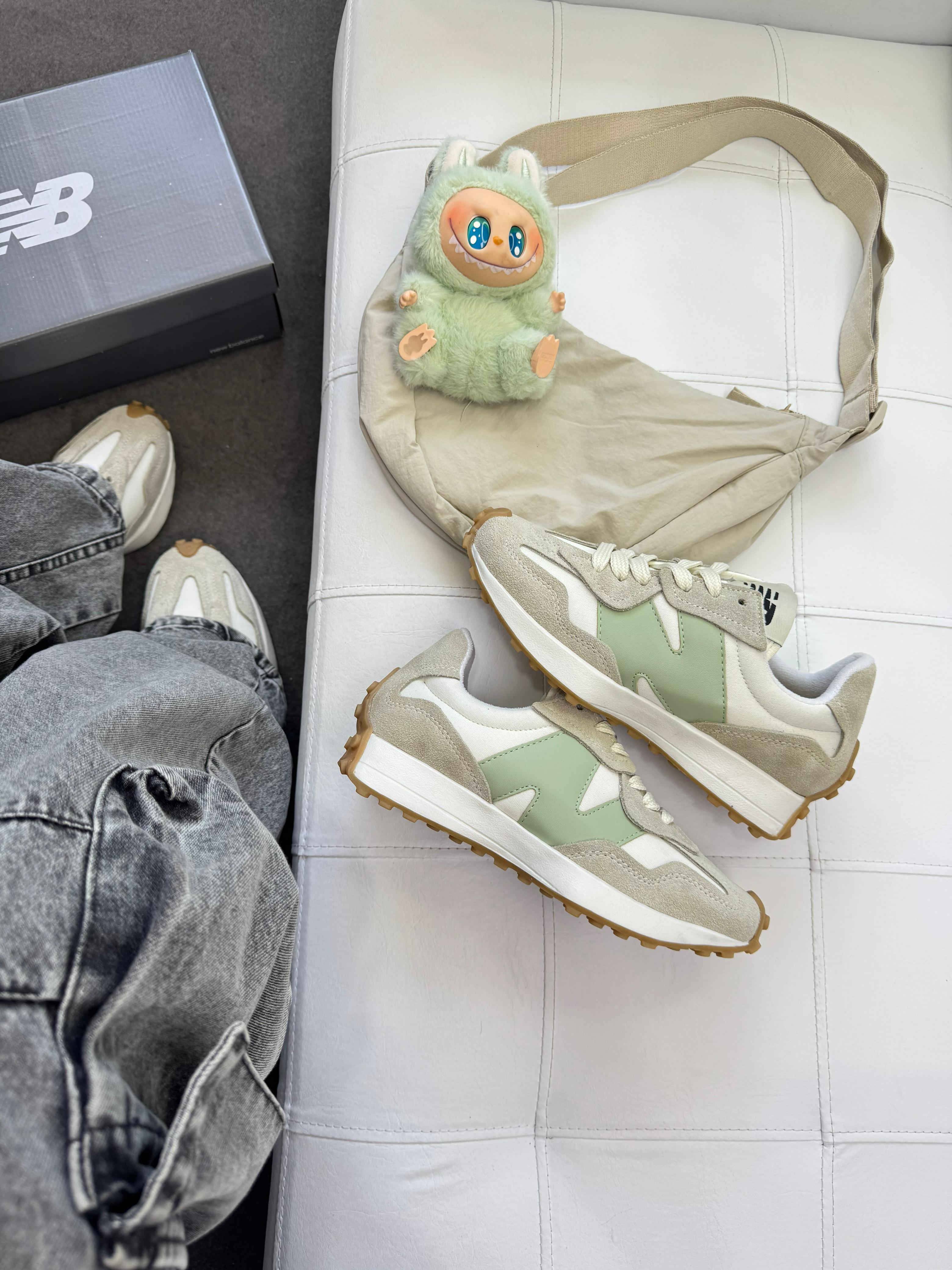 Tênis Balance 327 Menta Couro