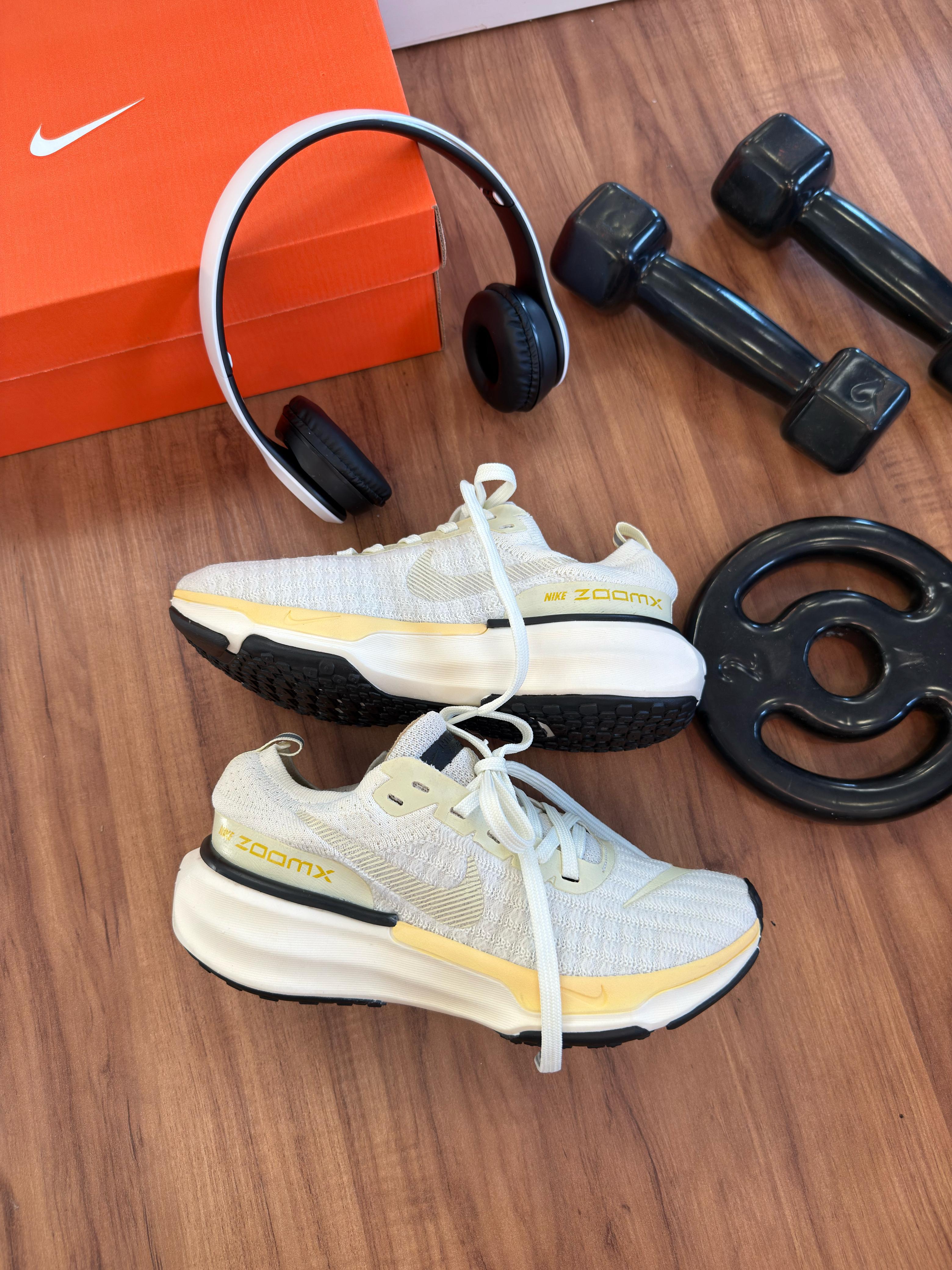 Tênis N. Zoom Run Amarelo