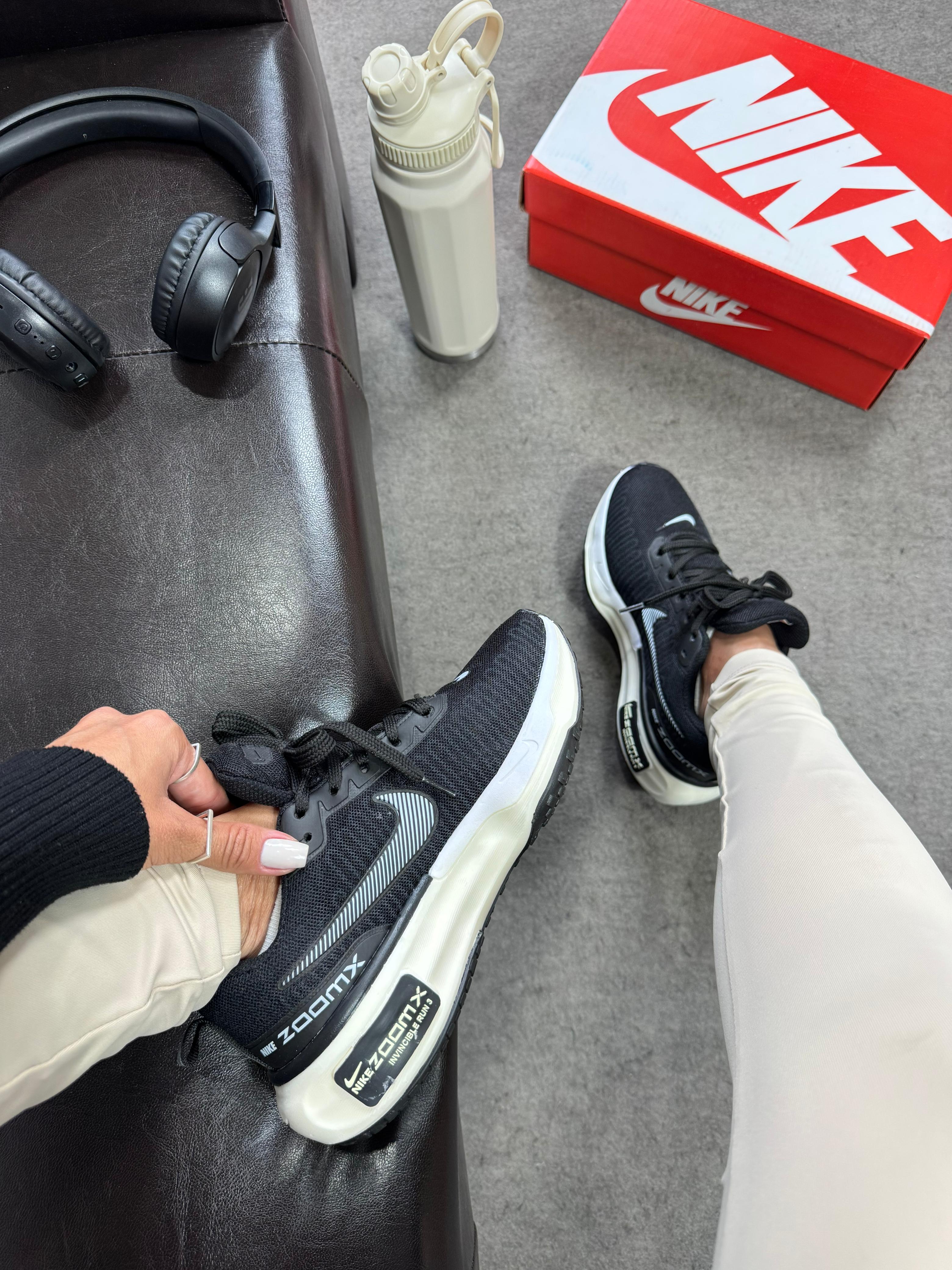 Tênis N. Zoomx Run Preto