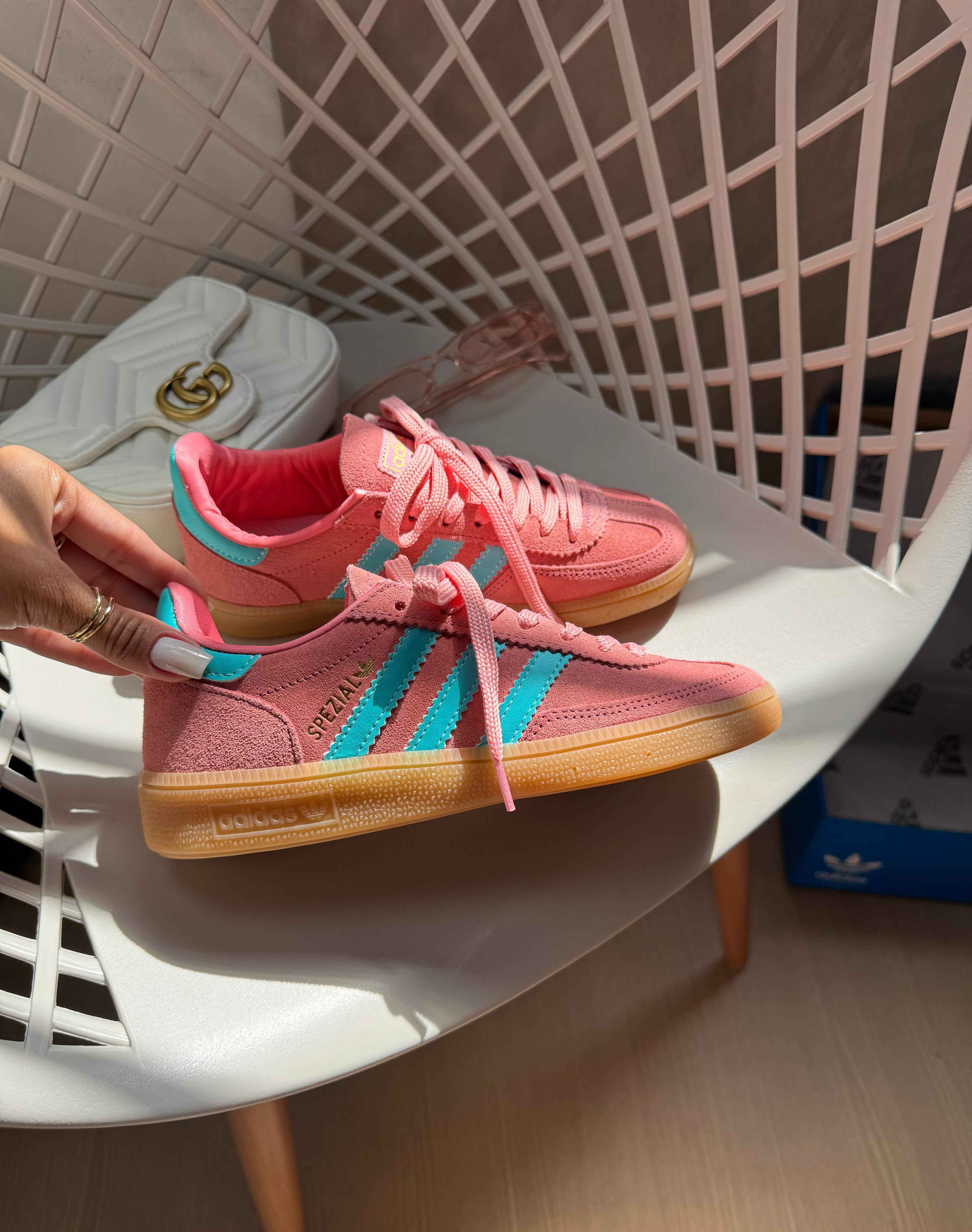 Tênis Ad. Spezial Rosa Azul