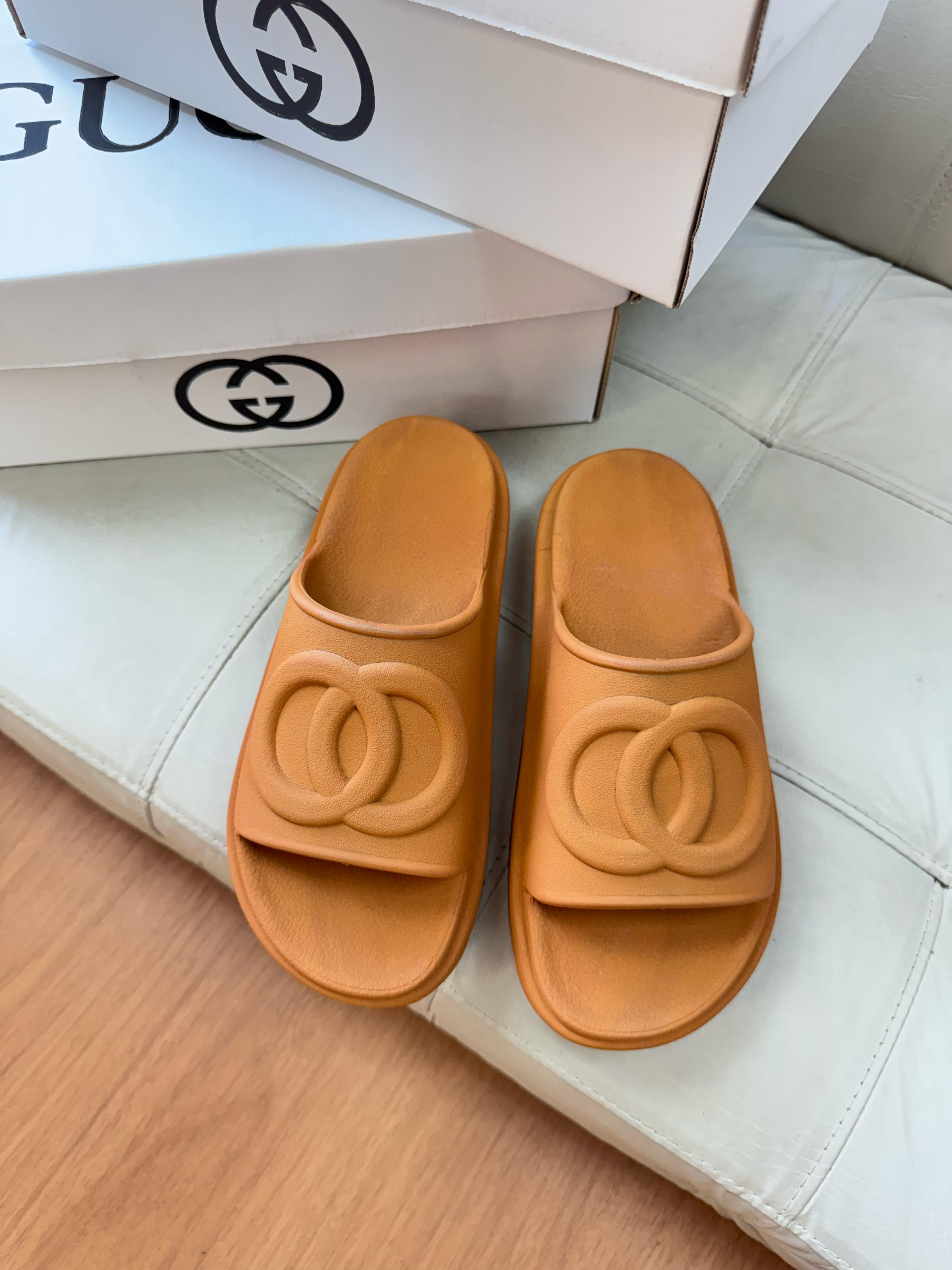Chinelo Nuvem Insp. Gucci